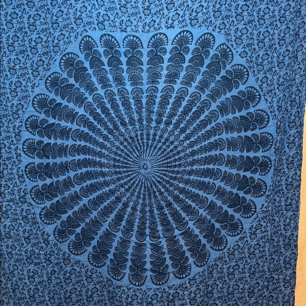 Scarf or tapestry